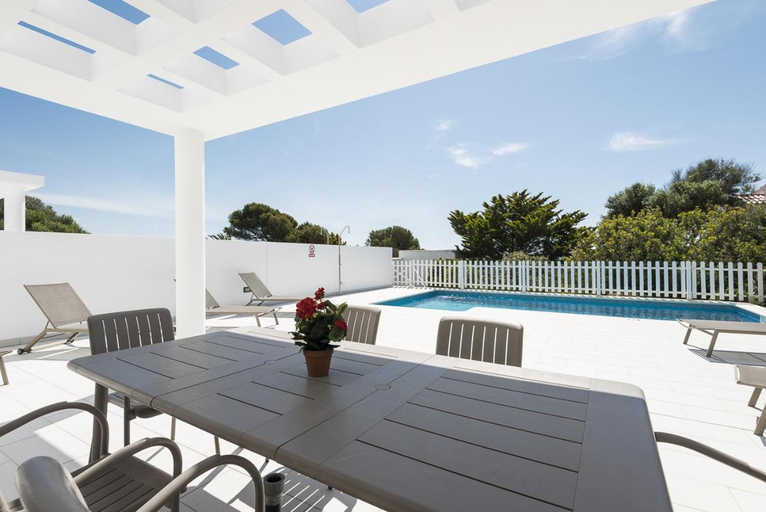 Sport & Beauty 2, Villas Calan Bosch Feli by Escape Home, Baleares