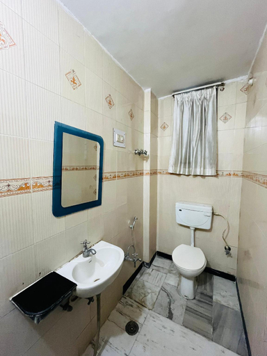 Bathroom 5, Hotel RP International, Patna
