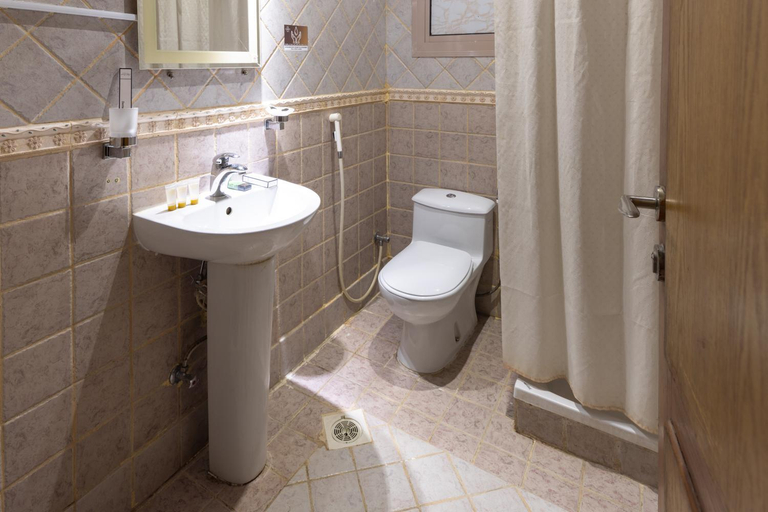Bathroom, Snood Al-baraka Hotel, Makkah