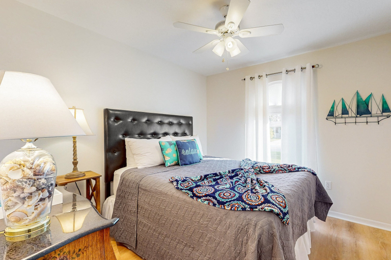 Room 3, Cozy Palm Bay Get Away, Brevard