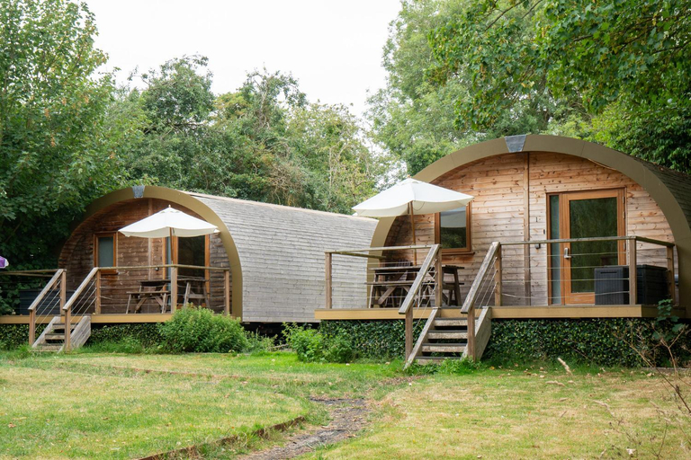 Others 4, Cosy and eco-friendly cabins next to 16th century pub, Suffolk