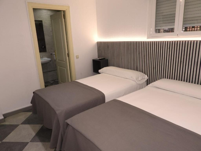 Bedroom 3, Hostal Henares, Madrid