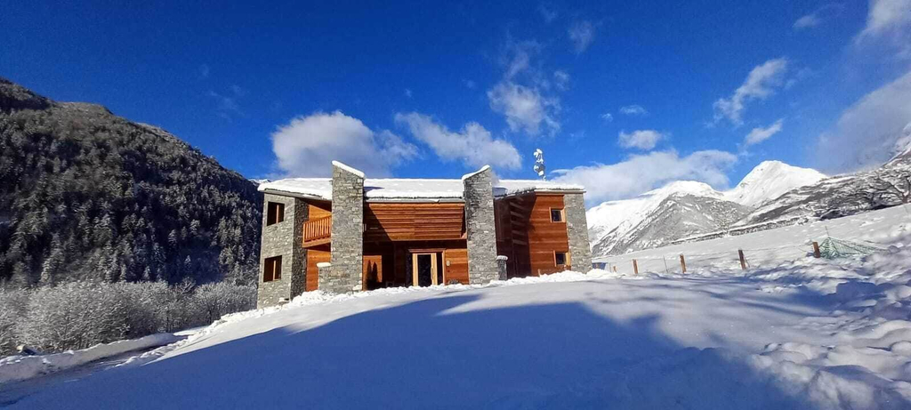 Exterior 3, Chambre d' Hotes Vista Monte Bianco, Aosta