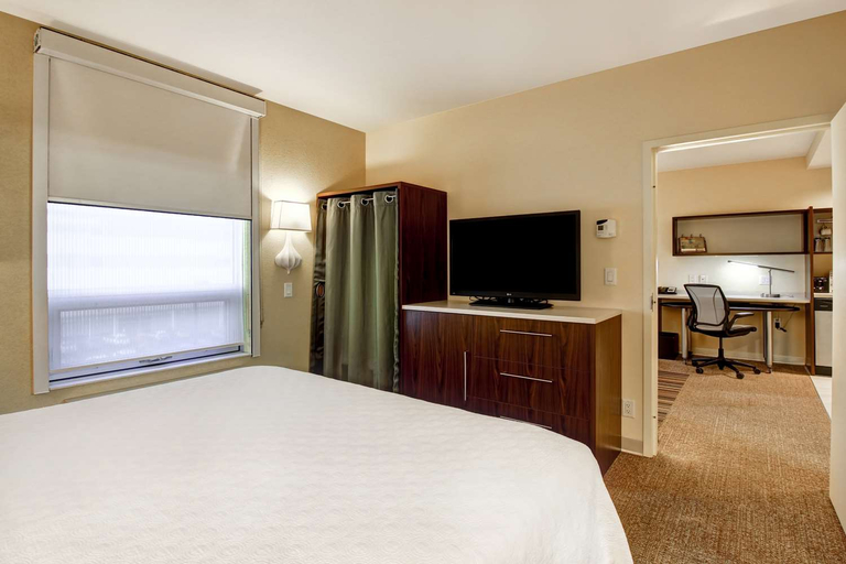 Others 2, Home2 Suites by Hilton West Edmonton, Division No. 11