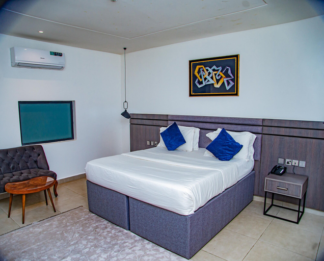 Room 2, Top7 Orlando Apartment, AbujaMun