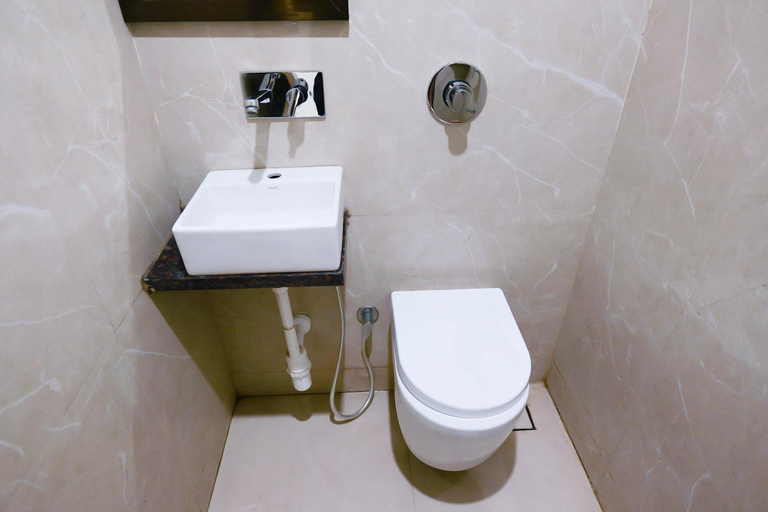 Bathroom 4, Hotel Laxmi Palace, Ahmadnagar