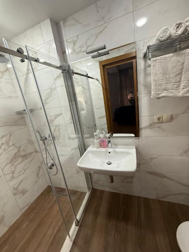 Bathroom 2, TBILI Boutique Hotel, Tbilisi