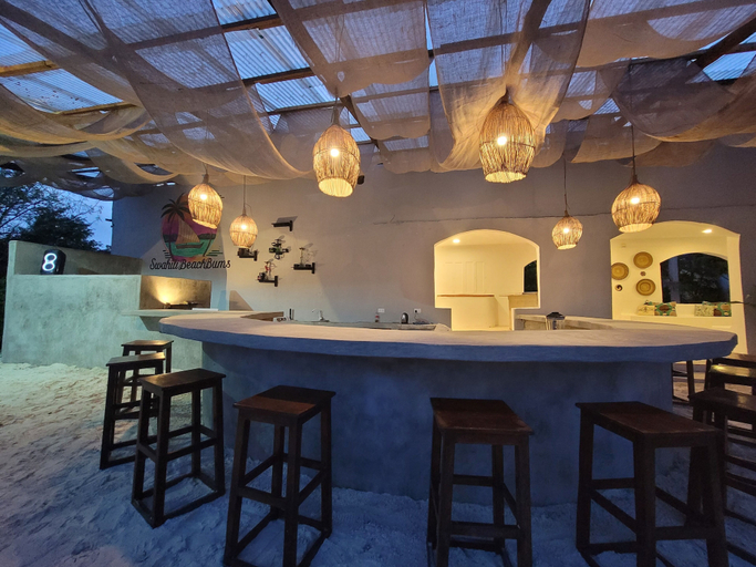 Bar (on property) 5, Lost Soles Lodge, Kusini