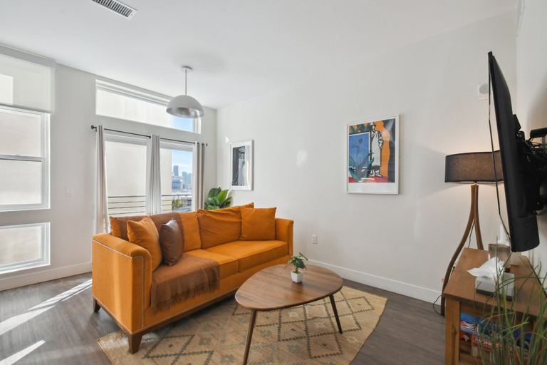 Primary image, 2880: Urban Elegance at Espadin, Denver