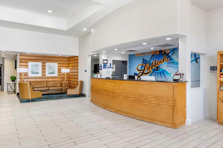 Public Area, Best Western Lubbock West Inn & Suites, Lubbock