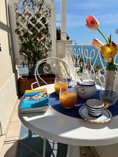 Outdoor dining, VILLA GUARRACINO LUXURY, Salerno