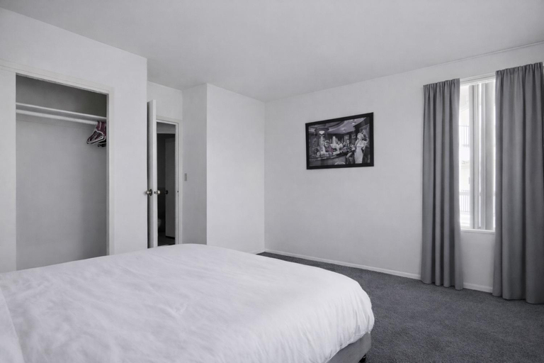Bedroom 1, Spacious 2 Bedroom 2 Bathroom Unit Great Location, Los Angeles