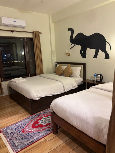Others 4, Hotel Sauraha Village, Narayani