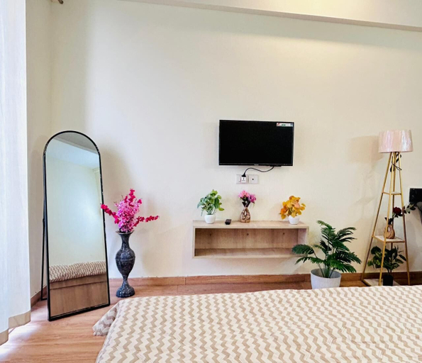 Room 4, Stay by Sunstone, Gautam Buddha Nagar