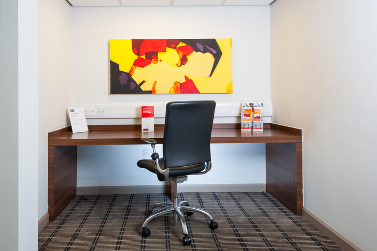 Public Area, Holiday Inn Express SWINDON WEST by IHG, Wiltshire