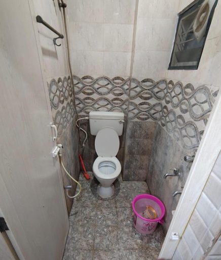Bathroom 4, Sampath Residency, Dindigul