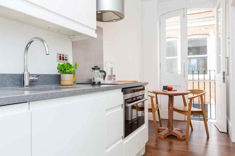 Private kitchen 5, Clockwork Stay, London