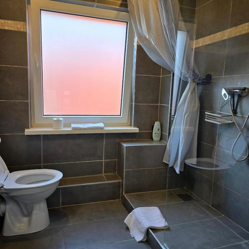 Bathroom 4, Gästehaus Bergedorf 1, Hamburg