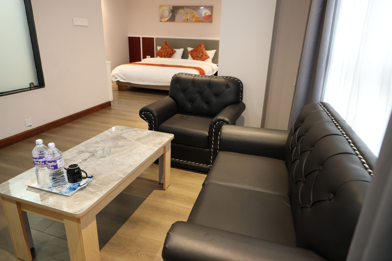 Room 4, Jiang Su Hotel and Restaurant, Bagmati