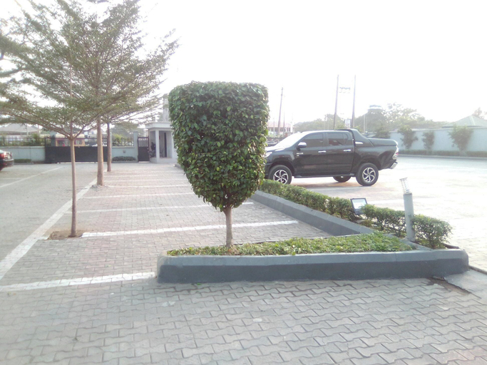 Property grounds 2, JJ Hotel and Suites, Ikpoba-Okha