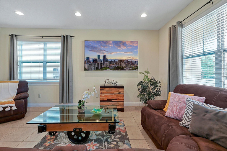 Interior 1, 261 Lasso Drive 6bed, Osceola