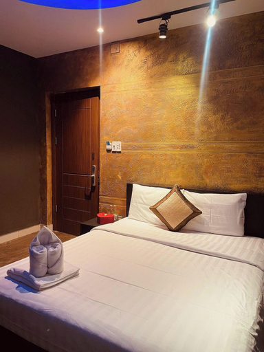 Room 4, La Doma en Amour Hotel, District 5