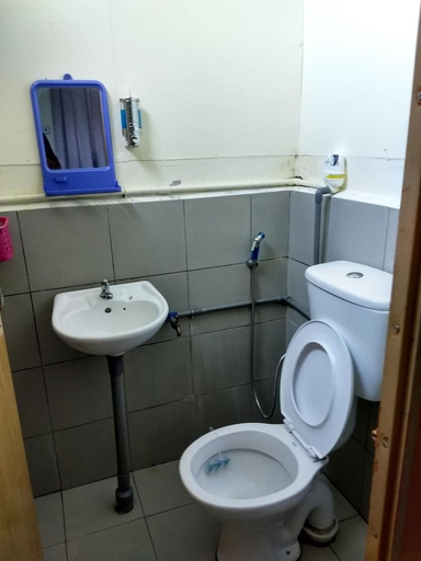 Bathroom 4, Kinabalu Poring Vacation Lodge - Hostel, Ranau