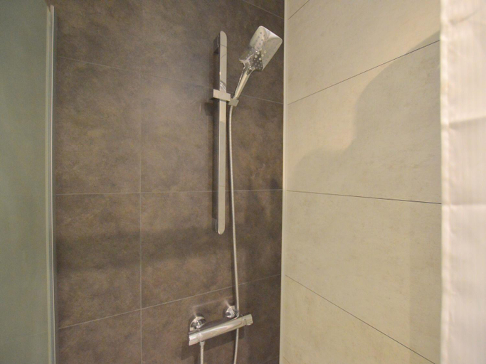 Bathroom 3, Holiday Home in Stramproy near Nature, Weert