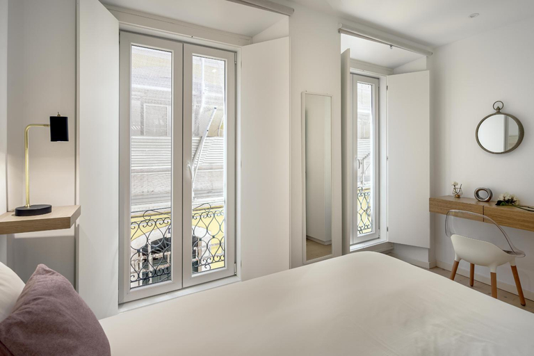 5, Downtown Modern Apartments I by Homing, Lisbon