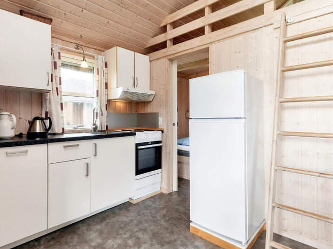 Facilities 2, 4 Star Holiday Home in Lokken, Hjørring