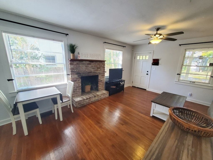 Others 4, Downtown Getaway - Pet Friendly 3 Bedroom Home, Saint Johns