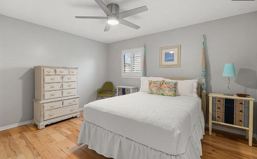 Room 4, Misty Cove 206- Misty Cove Escape, Walton