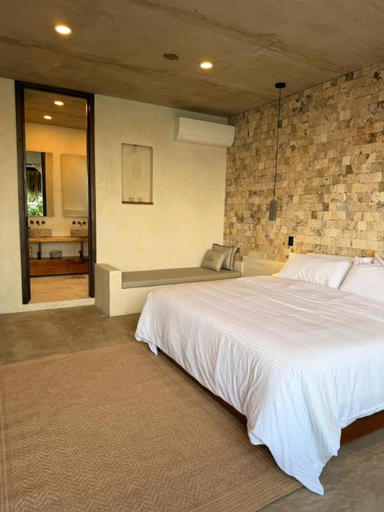 Bedroom 2, Santuario Luxury Eco Hotel, Quebradanegra