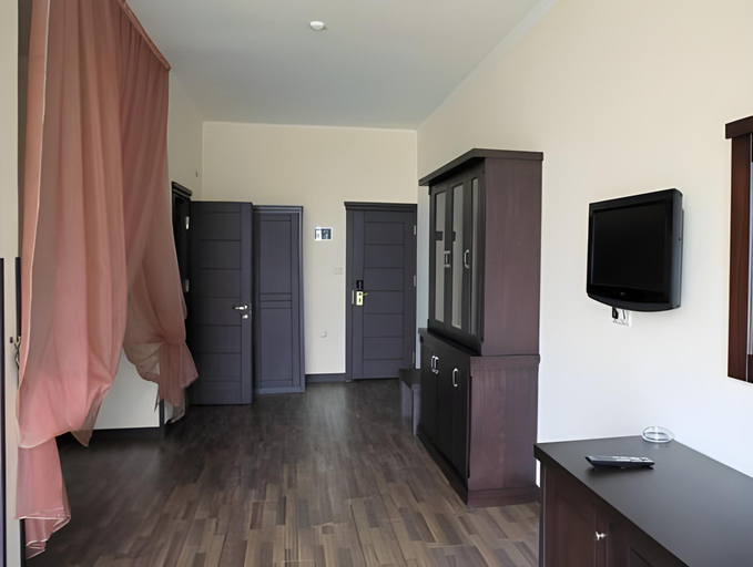 Others 5, Katran Hotel, Sochi gorsovet