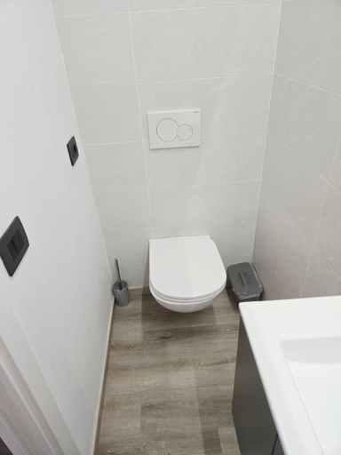Bathroom 2, Giagi B&B, Trento