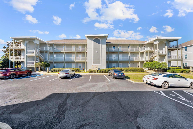 Exterior 2, Romar Lakes 101c, Baldwin
