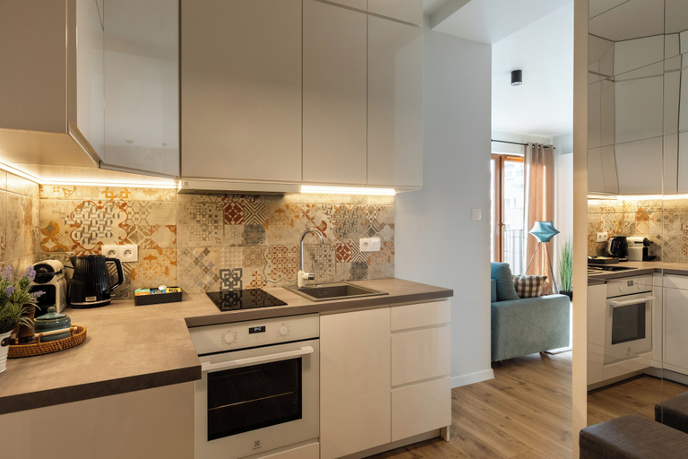 Private kitchen, Rakowicka Suite & Parking by Downtown Apartments, Kraków City