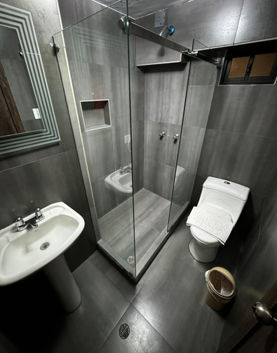 Bathroom 3, Samariwasi hotel boutique, Quito