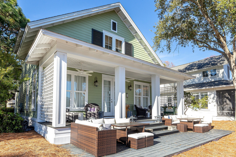 Outdoor dining 3, Ravens Run 3 Bedroom Home, Walton