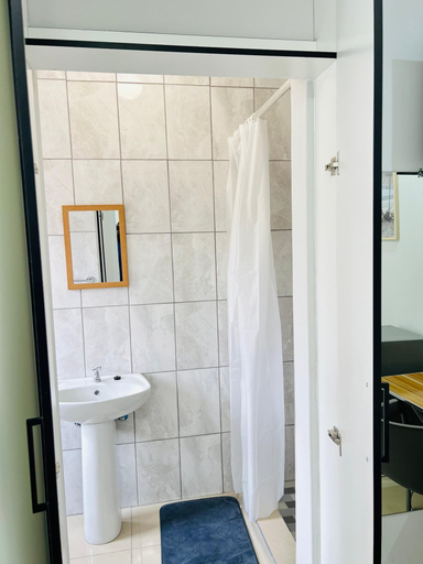 Bathroom 4, P Wake Luna Guesthouse, Swakopmund
