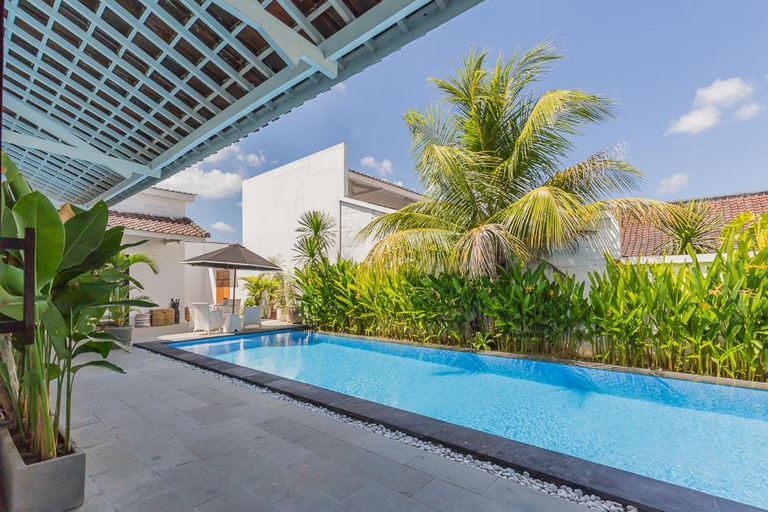 Others 3, Elegant 4 BR villa huge pool in central Canggu, Badung