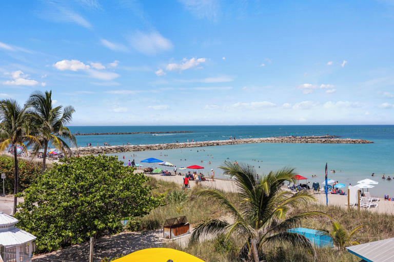 Interior 2, Oceanfront Inn Room #23 - Ocean View Balcony, King Bed, Saint Lucie