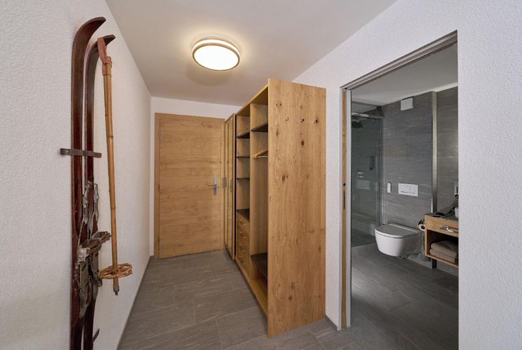 Bathroom 3, Aparthotel Grischuna, Inn