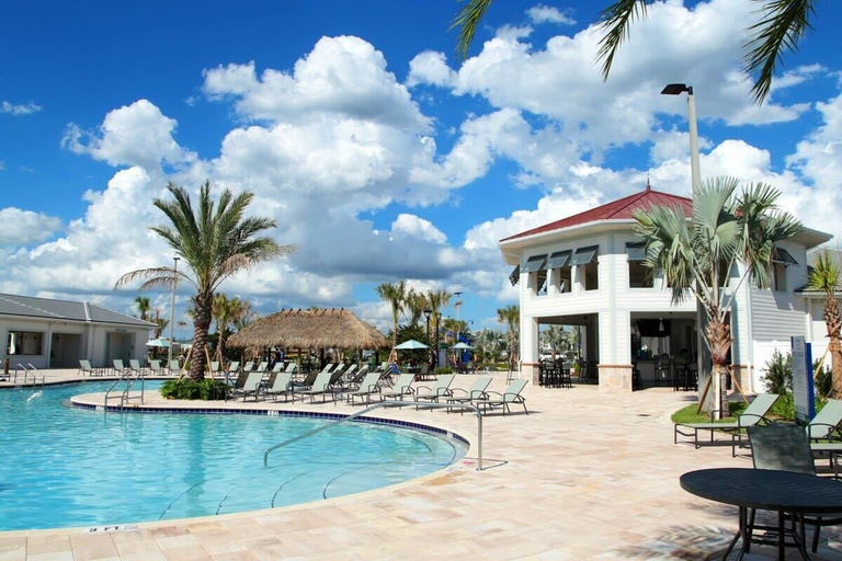 Sport & Beauty 2, Gorgeous Decor 4 Bd w/ Pool Close to Disney 4820, Osceola