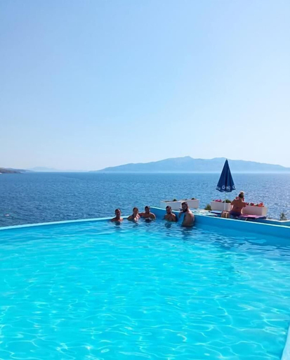 Pool 3, Apartments Romario, Sarandës