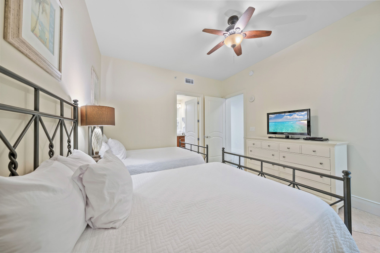 Room 5, Turquoise Place Beachside Retreat, Baldwin