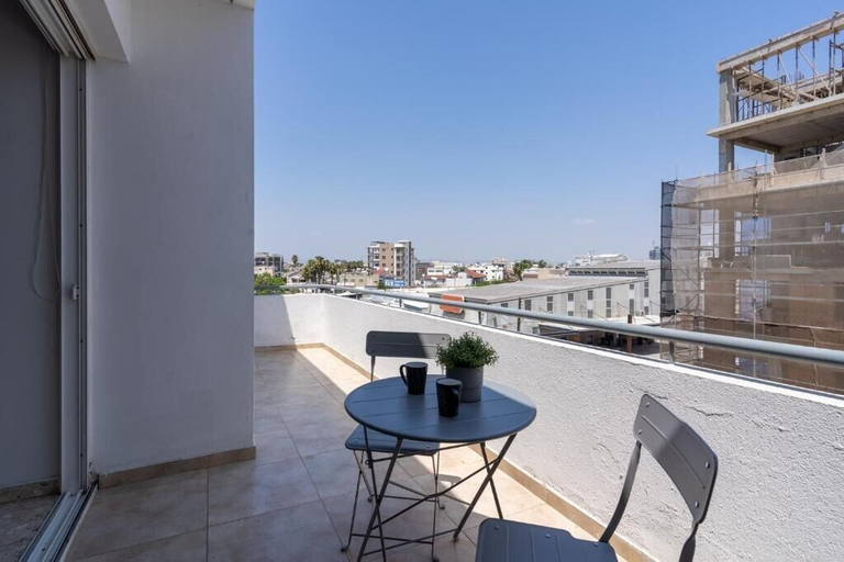 Balcony, Blossom 1-BR Apt. & Balcony in Larnaca, Larnaca