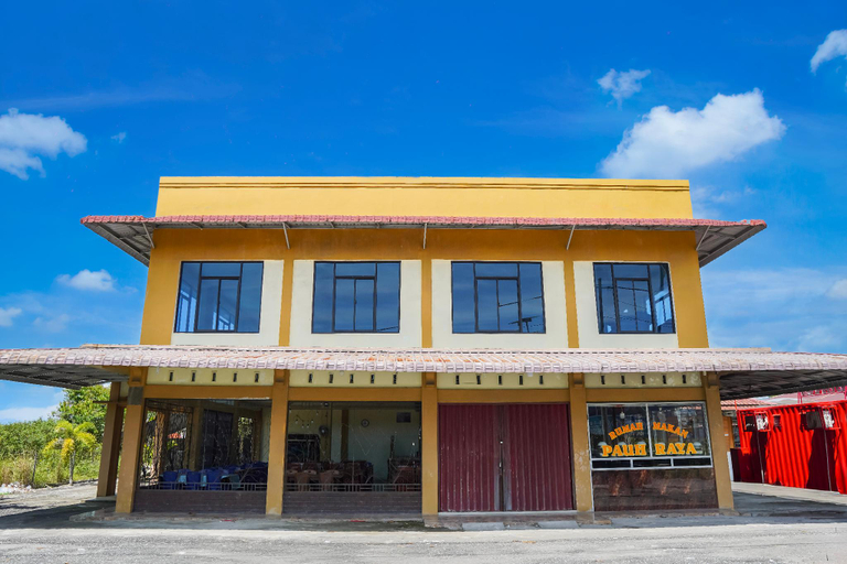 Exterior view, Hotel O Roda Inn, Padang Pariaman