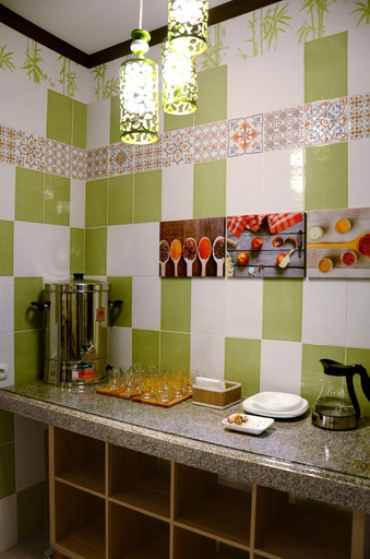 Food & Drinks 4, Medovo House, Leninskiy rayon