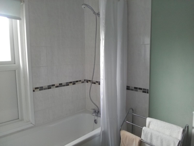 Bathroom 4, The Iverna, East Sussex